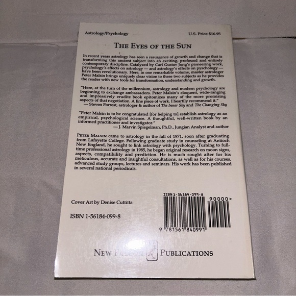 Paperback Book: The Eyes of the Sun: Astrology in Light of Psychology - Picture 3 of 5